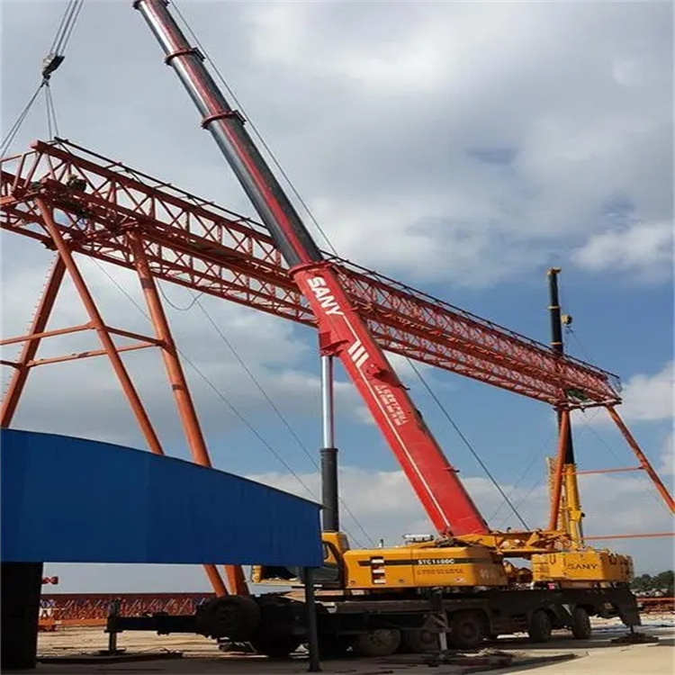 剑阁钢结构吊装